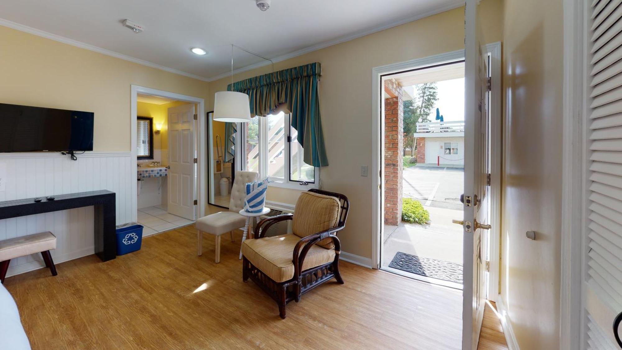 Breezeway Boutique Hotel Westerly Exterior photo