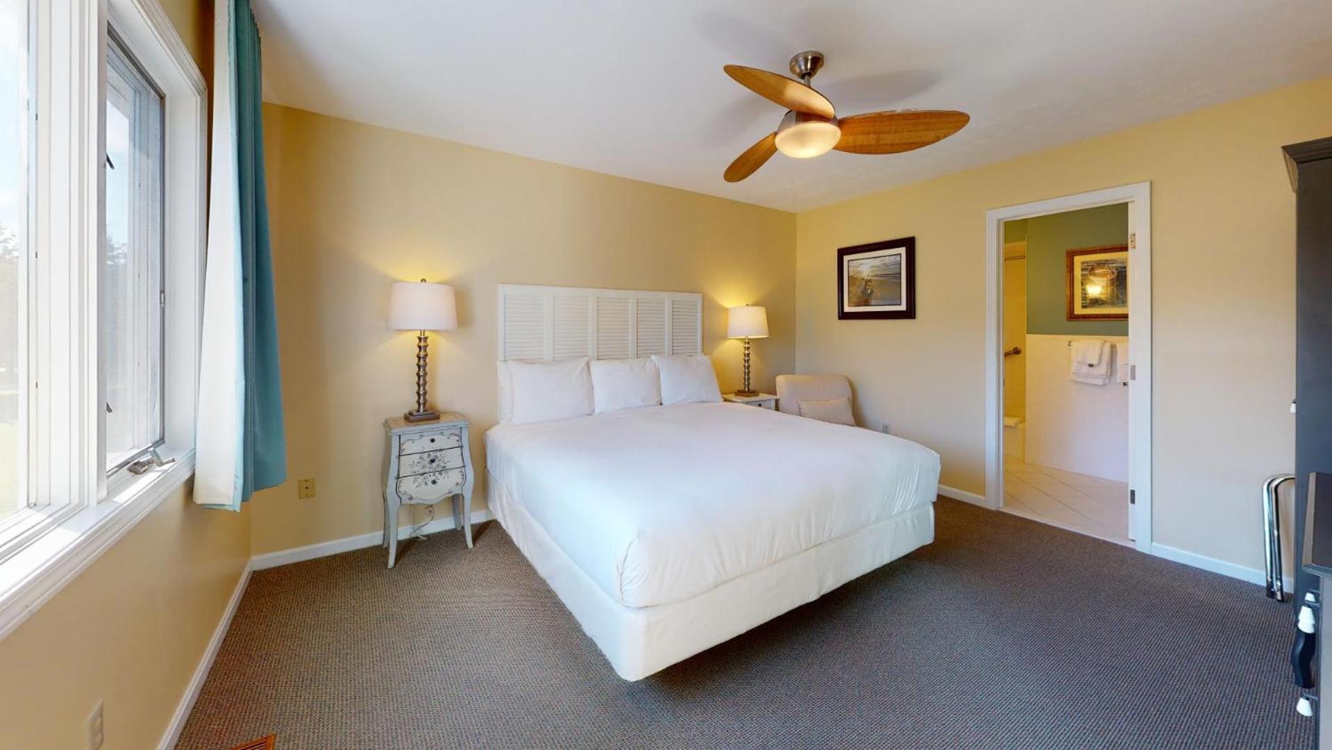 Breezeway Boutique Hotel Westerly Exterior photo
